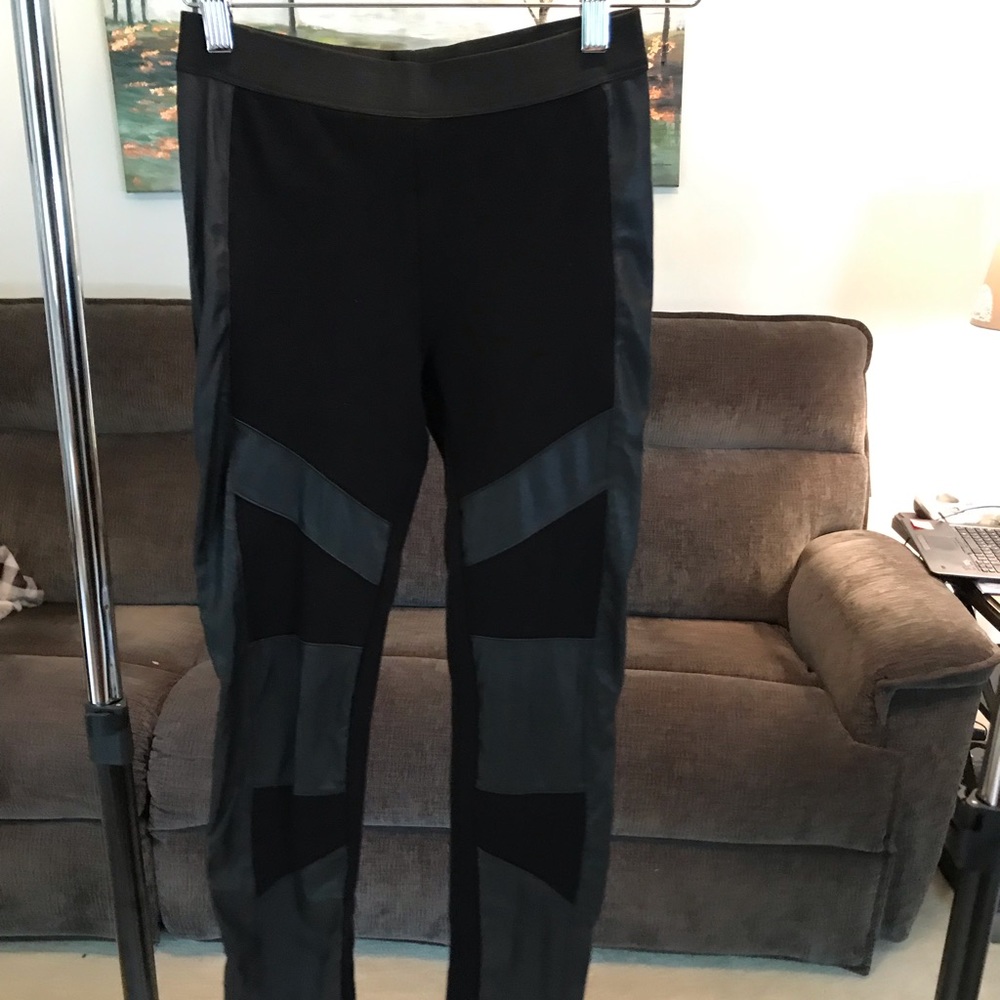 BCBG ponte and leather trim leggings